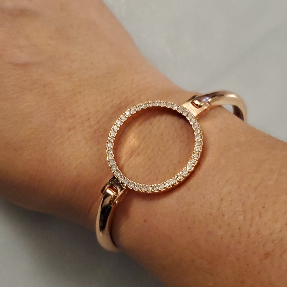 Rose Gold Plated Circle Bangle